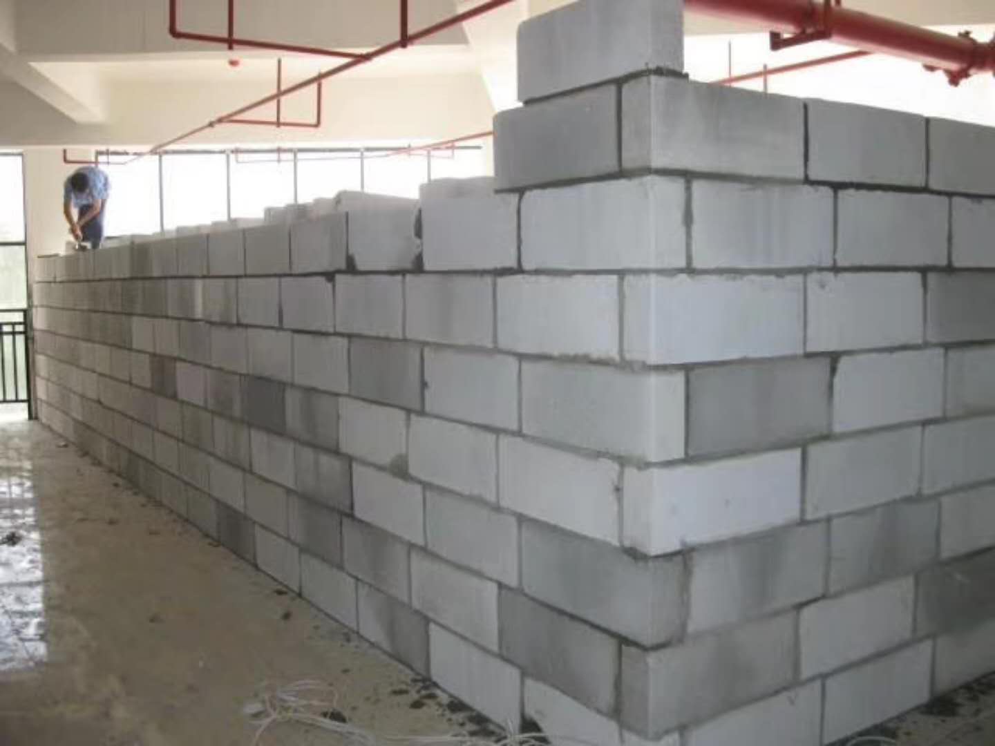 兴庆蒸压加气混凝土砌块承重墙静力和抗震性能的研究